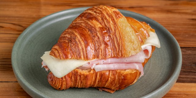 Ham & Cheese Croissant