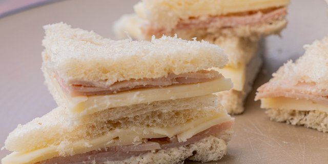 Petite Migas Sandwiches