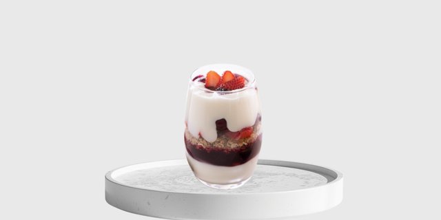 Individual Berry Yogurt Parfait