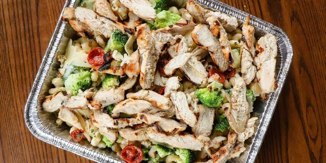 Chicken & Broccoli Alfredo Party Platter