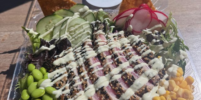 Sesame Seared Tuna Salad