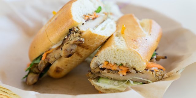 Sandwich Tray