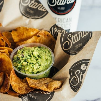 Stand Chips & Guacamole