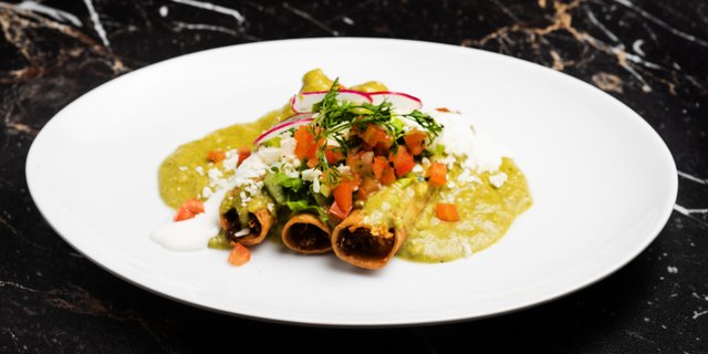 Flautitas De Tinga
