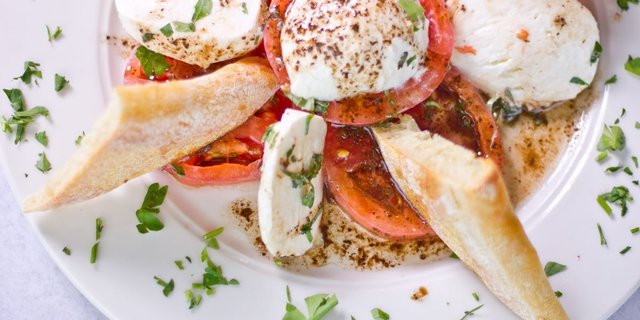 Insalata Caprese
