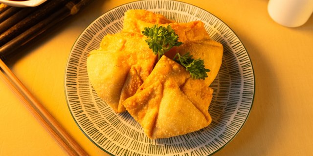Crab Rangoon