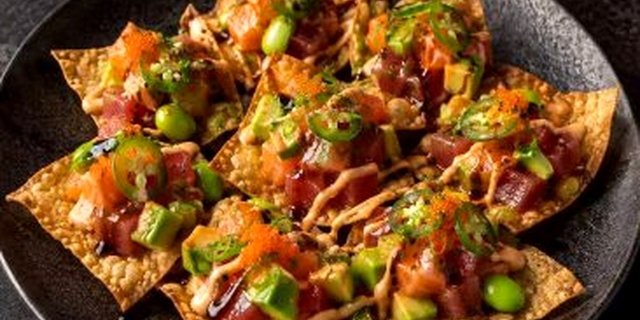 Poke Nachos