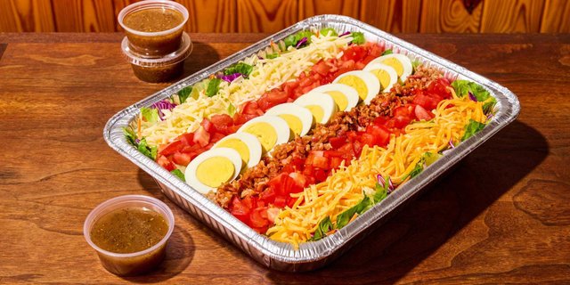 Hooters Salad