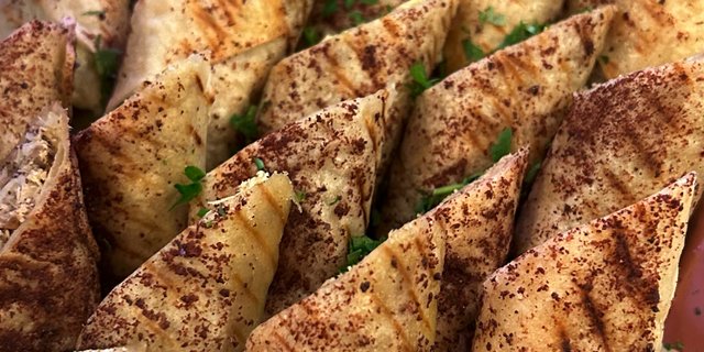 Chicken Musakhan Roll