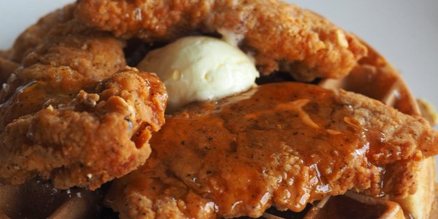 Chicken & Waffle