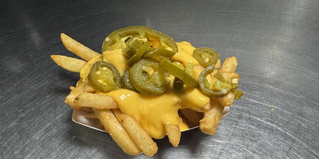 Japapeño Cheese Fries