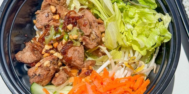 BBQ Pork Vermicelli Bowl