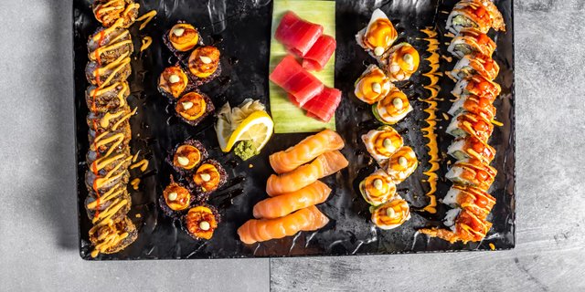Wok & Fire Sushi Dragon
