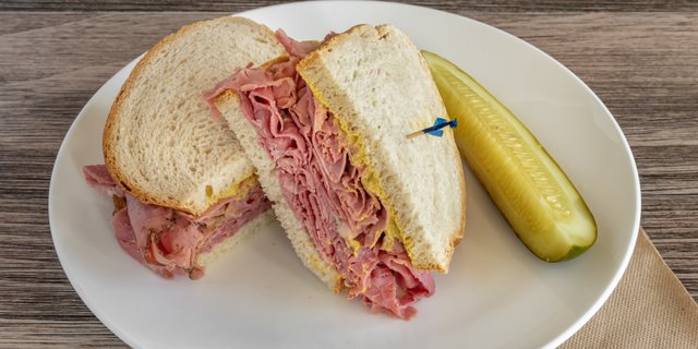 Corned Beef & Pastrami Sandwich