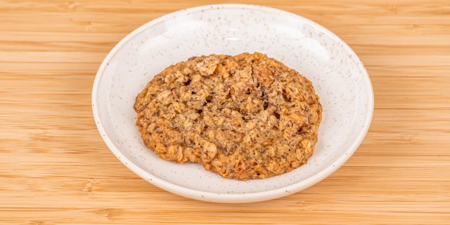 Walnut Oatmeal Cookie