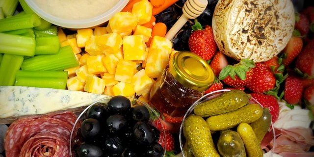 Artisan Cheese & Charcuterie