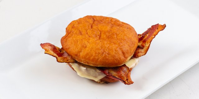 Bacon, Egg & Cheese Sandwich