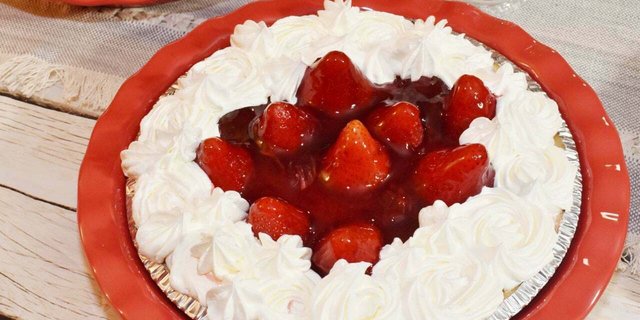 Strawberry Cream Pie