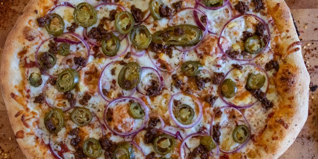 Hola, Aloha Pizza
