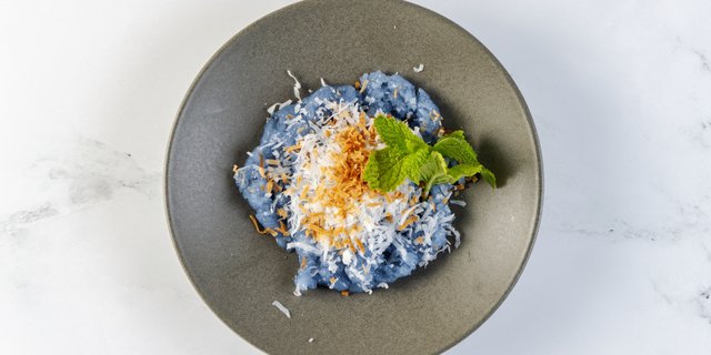 Sweet Rice w/ Coconut
