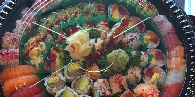 Large Special Sushi Party Tray
