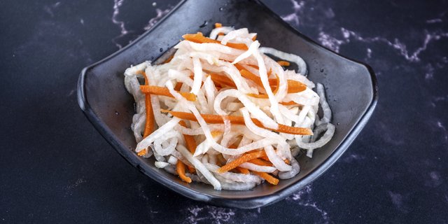 Korean Pickled Radish