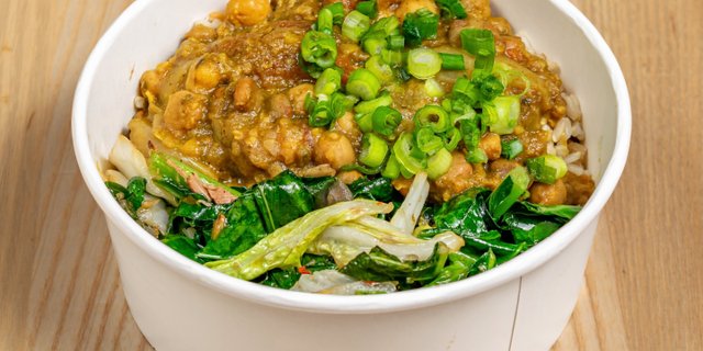 Chickpea Curry Bowl