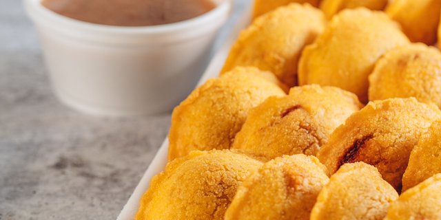 Beef Empanada Colombiana Platter