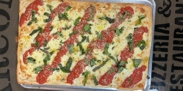 Grandma Pizza