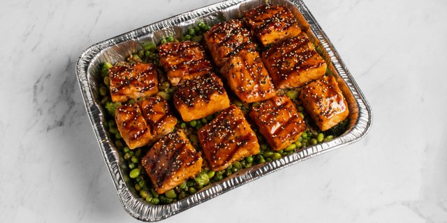 Grilled Salmon Zen Bowl
