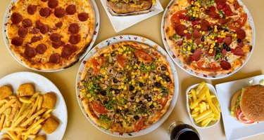 Paradise Pizza, Pasta & Catering