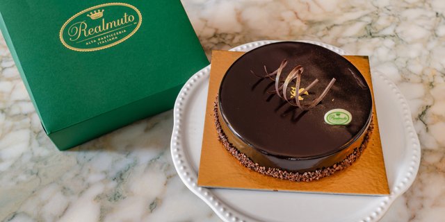 Realmuto Cake