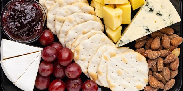 Brie & Blue Cheese Tray