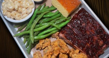 Firefly's BBQ