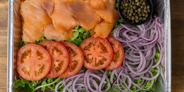 Smoked Salmon Tray