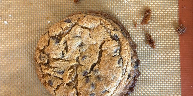Half Dozen Gluten-Free & Vegan Toffee Chocolate Chip Cookies
