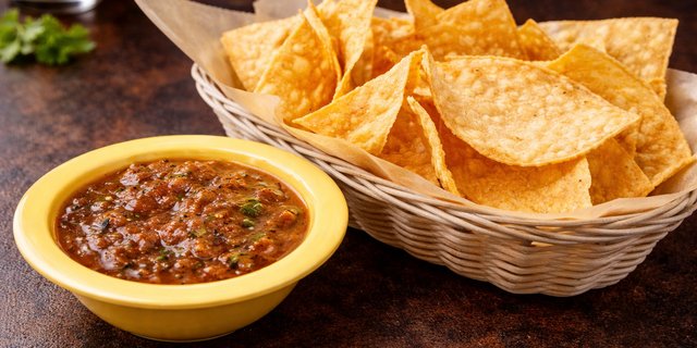 Chips & Roasted Salsa