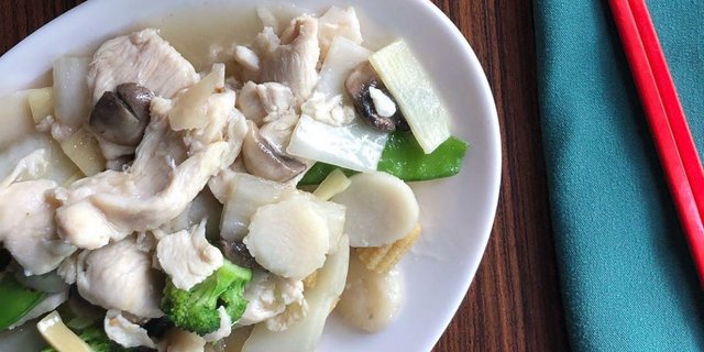 Moo Goo Gai Pan