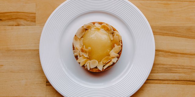 Pear Almond tartelette