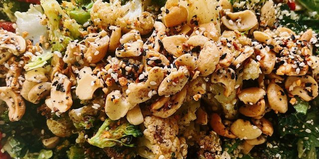 Individual Vegan Cashew Crunch Kale Salad