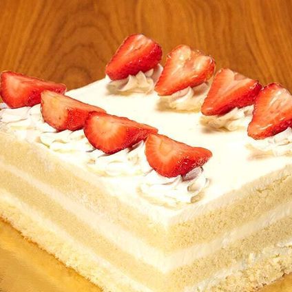 Strawberry Chantilly Cake