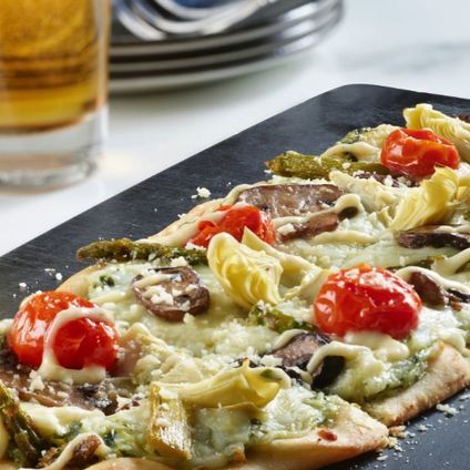 Truffle Mushroom & Asparagus Flatbread