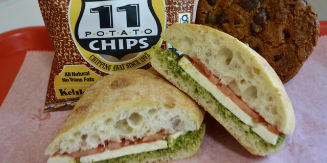 Caprese Sandwich Boxed Lunch