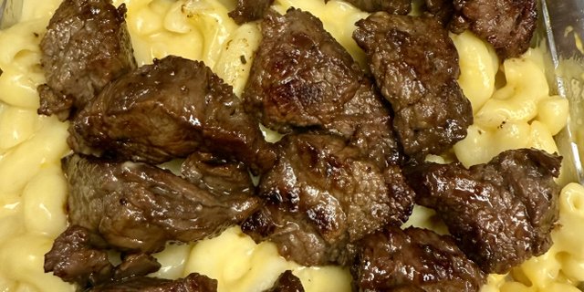 Steak Mac N' Cheese