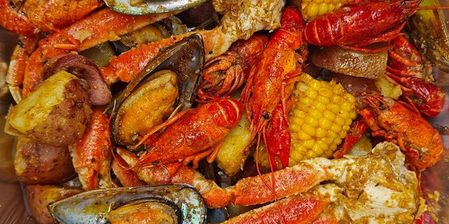 Seafood Boil Tray