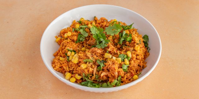 Arroz Con Pollo Tray