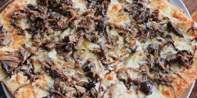 Shroom Thyme Pie