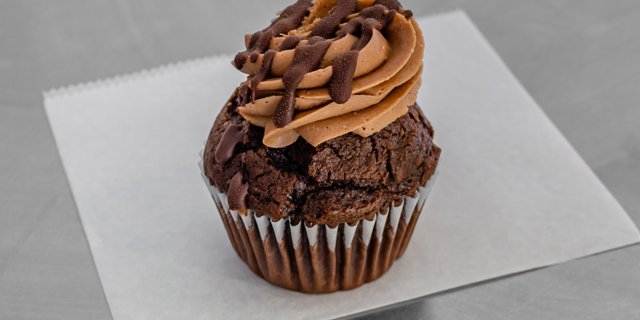 Chocolate Cheesecake Cupcakes