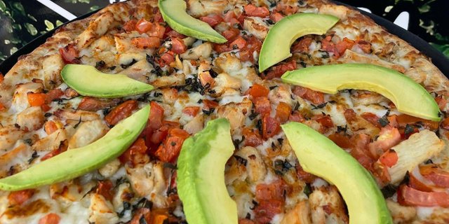 All-Star Chicken Pizza