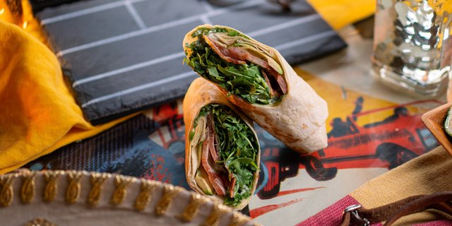 BLAT Wrap Breakfast Box